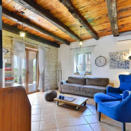 Sole In Istria For 10 People With 4 Beedrooms And Private Pool Villa