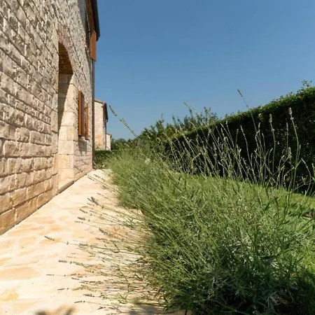 Sole In Istria For 10 People With 4 Beedrooms And Private Pool Butkovići