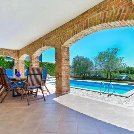 Villa Sole In Istria For 10 People With 4 Beedrooms And Private Pool Butkovići